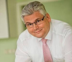 Bývalý ředitel Fakultní nemocnice v Motole Miloslav Ludvík promluvil z vazby. Foto: Fakultní nemocnice v Motole