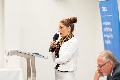 Eva Decroix