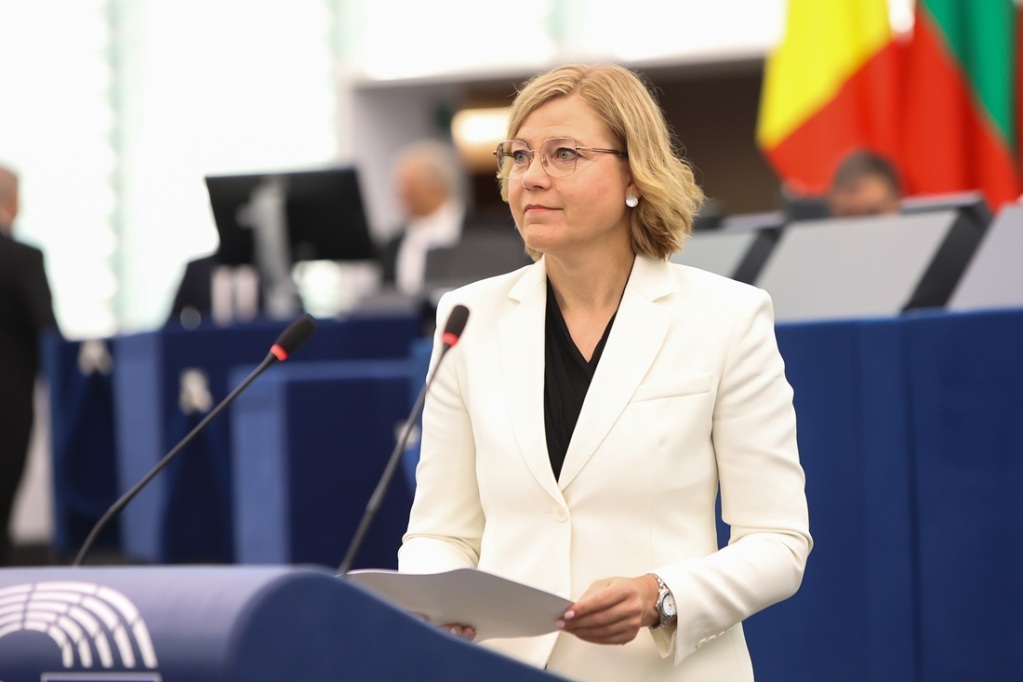 Evropská komisařka pro technologie Henna Virkkunenová
